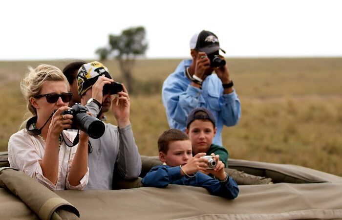 How to Save Money While Traveling in Africa